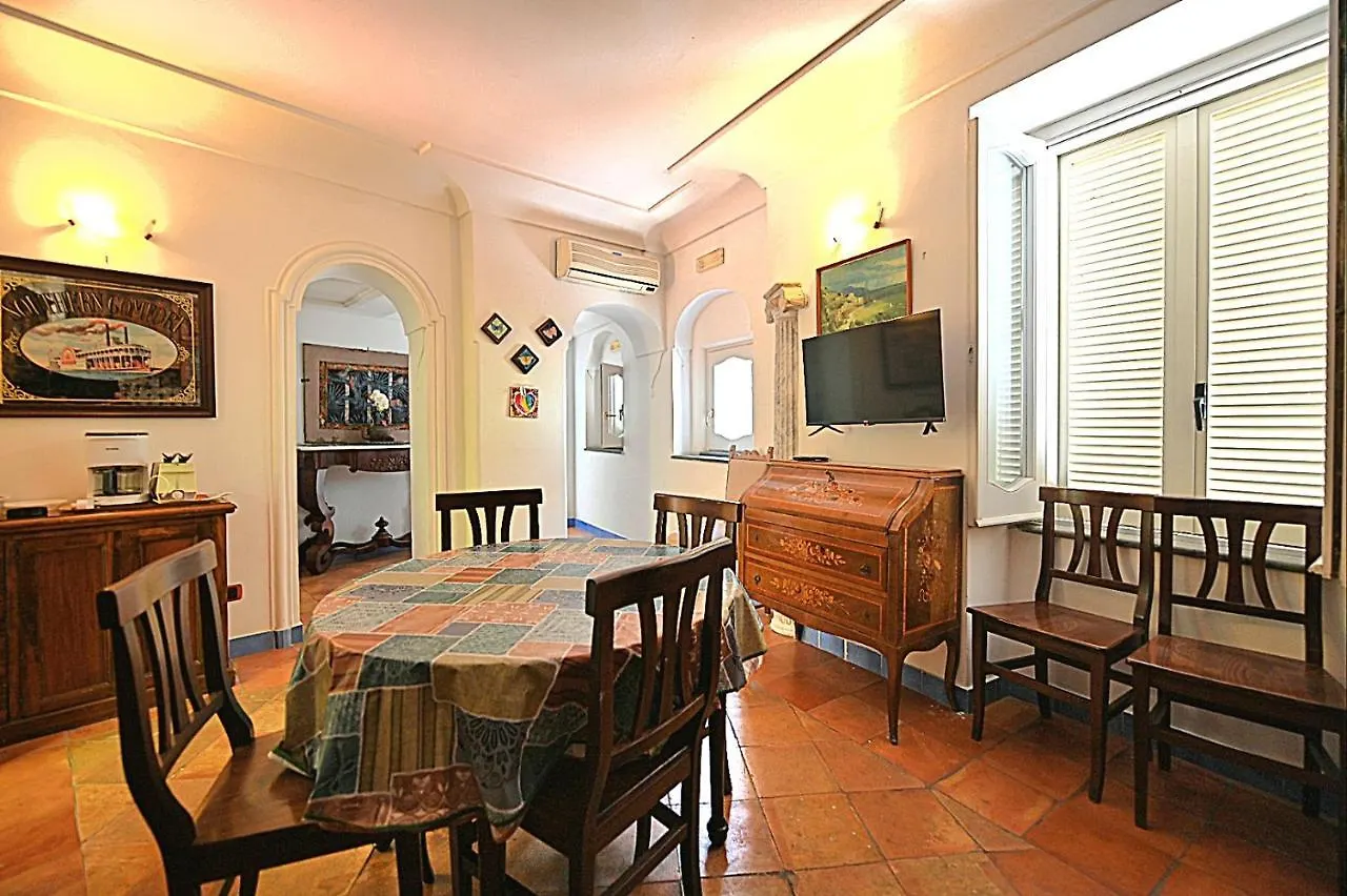 펜션 Il Seggio Di Amalfi 빌라